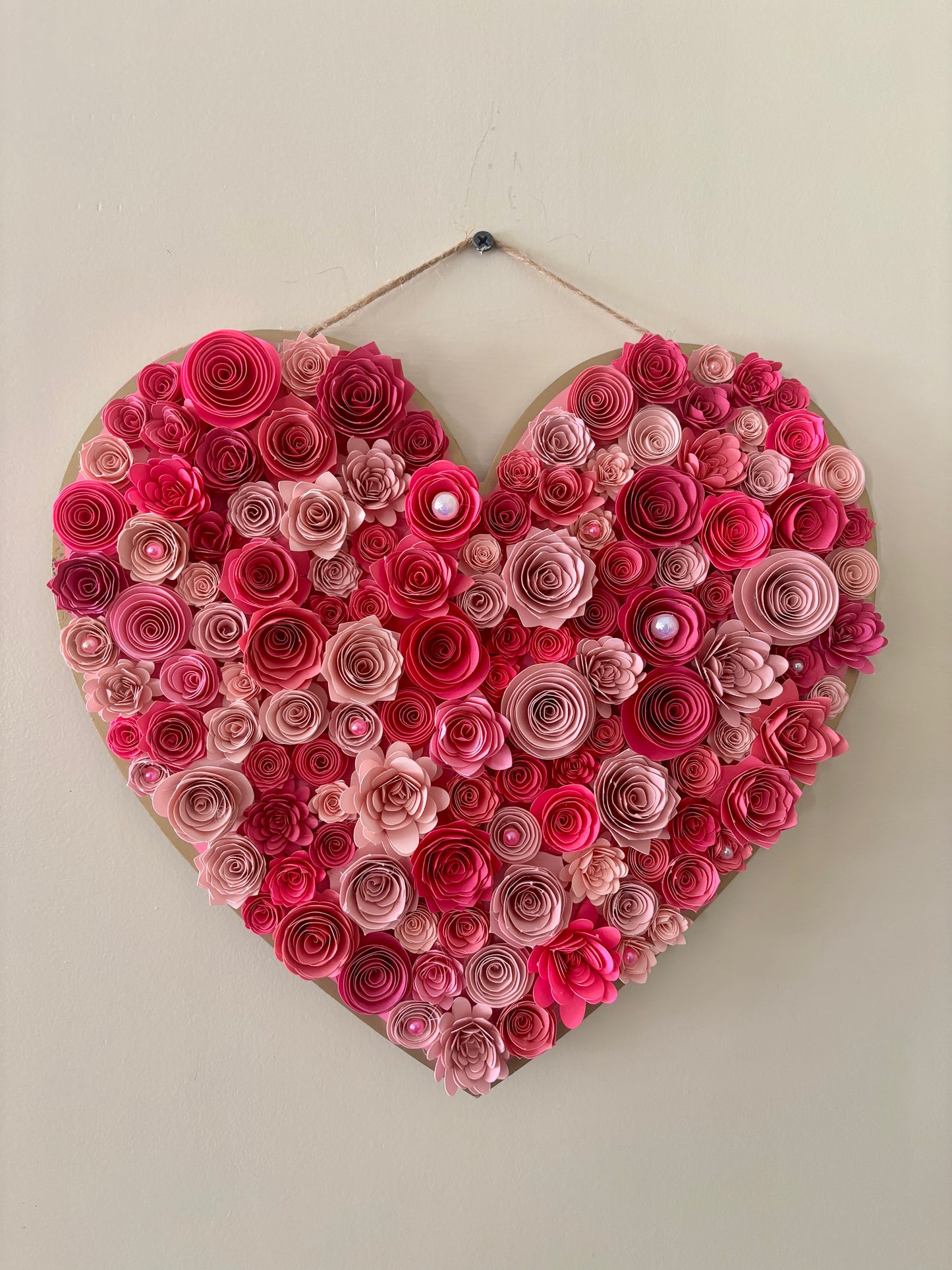 3D Rolled Flower Heart Decor