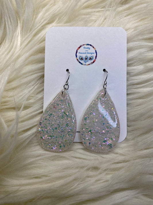 Medium Dangle Earring